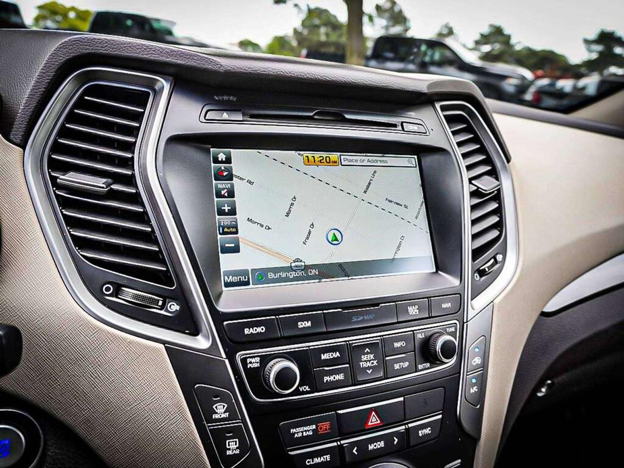 2017 Hyundai Santa Fe  Photo