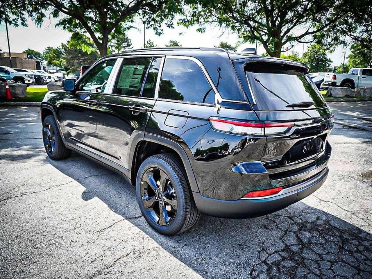 2026 Jeep Grand Cherokee  Photo