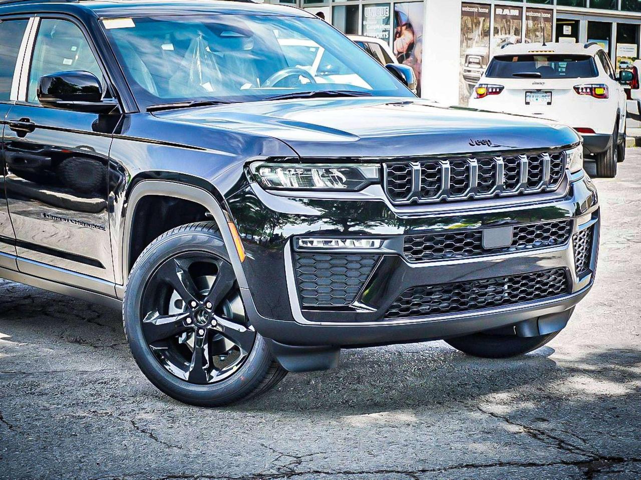 2026 Jeep Grand Cherokee  Photo
