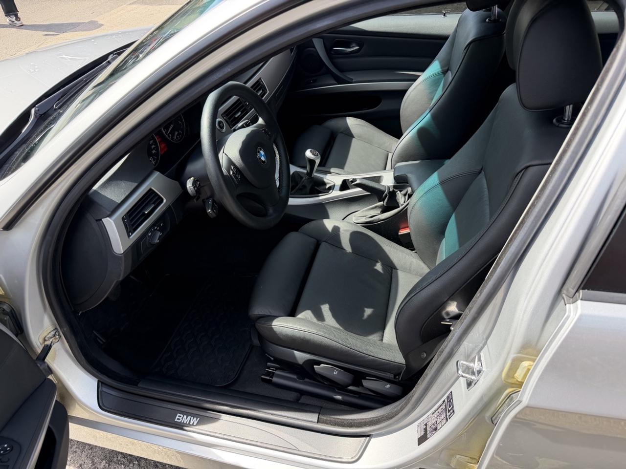 2006 BMW 3-Series 325i 6-SPEED Photo
