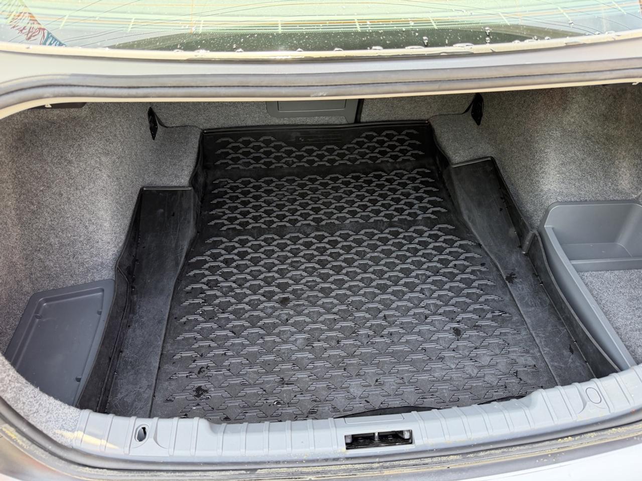 2006 BMW 3-Series 325i 6-SPEED Photo