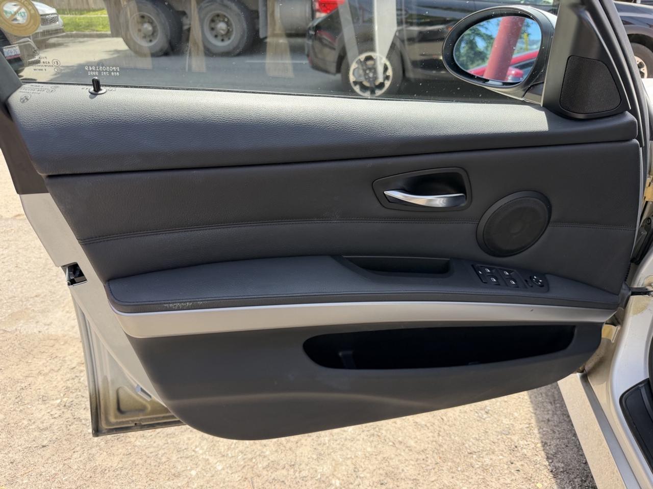 2006 BMW 3-Series 325i 6-SPEED Photo