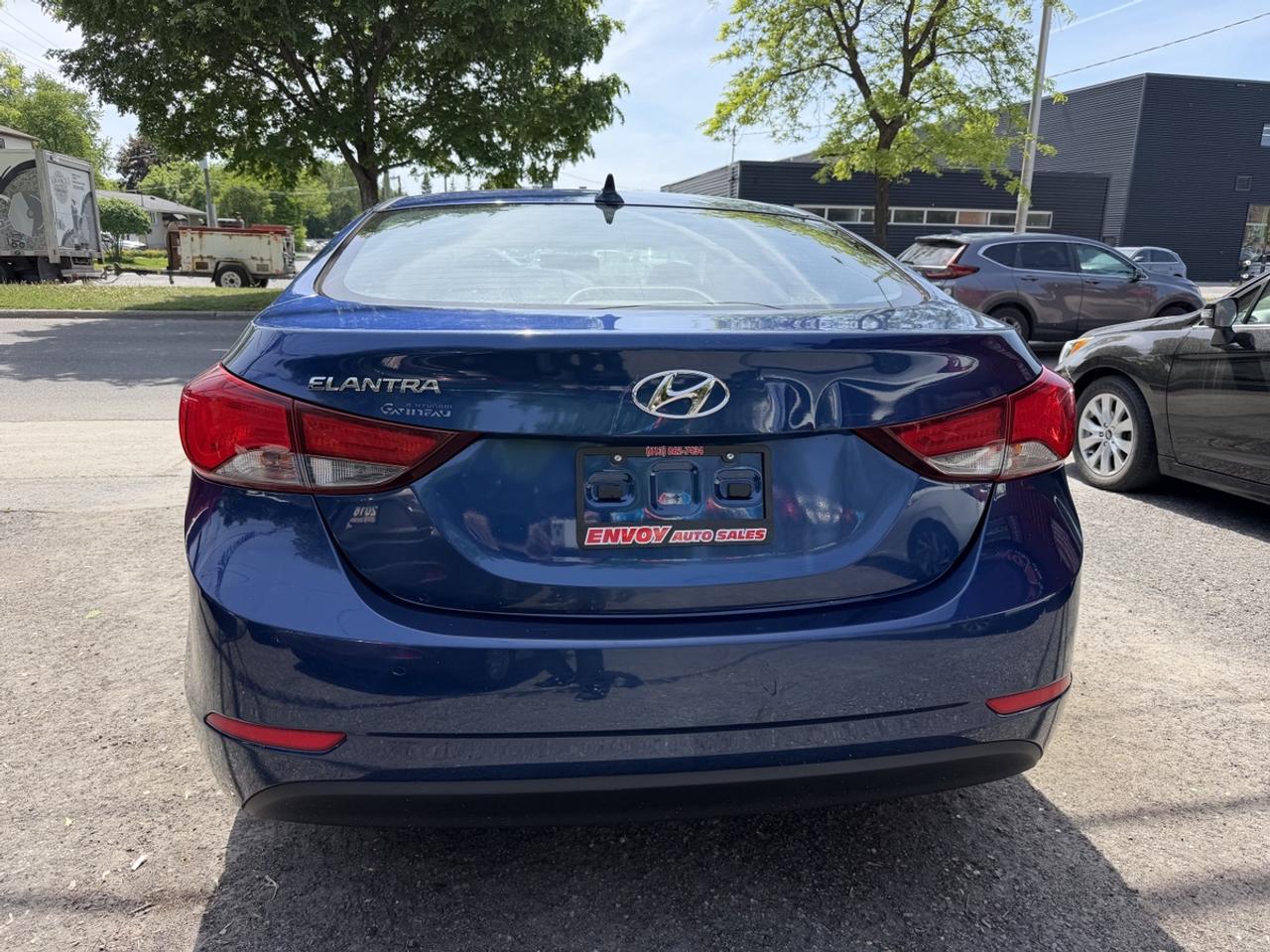 2015 Hyundai Elantra SE Photo