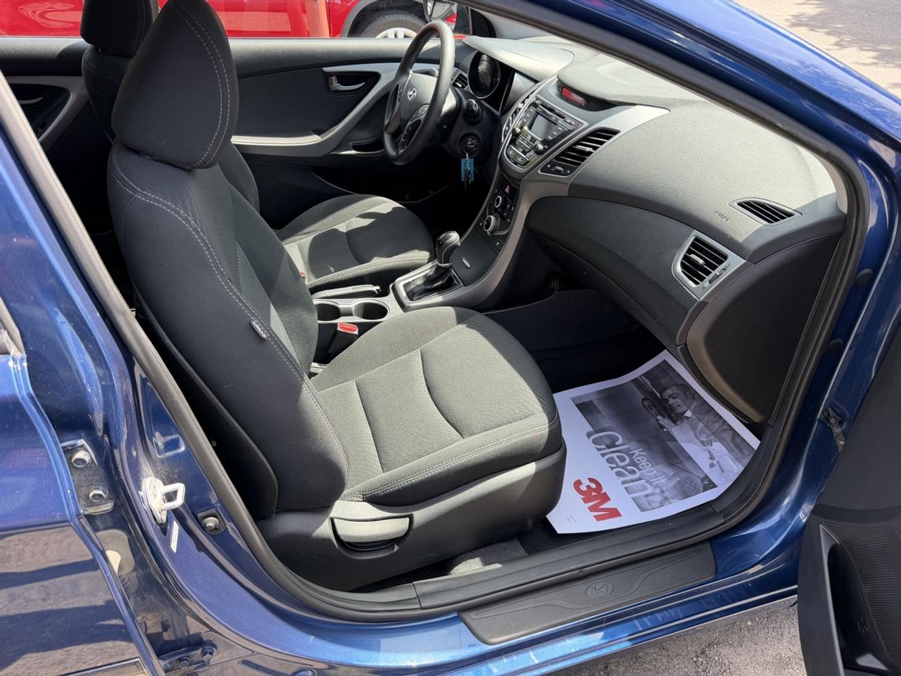 2015 Hyundai Elantra SE Photo