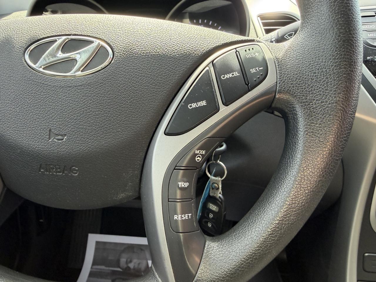 2015 Hyundai Elantra SE Photo