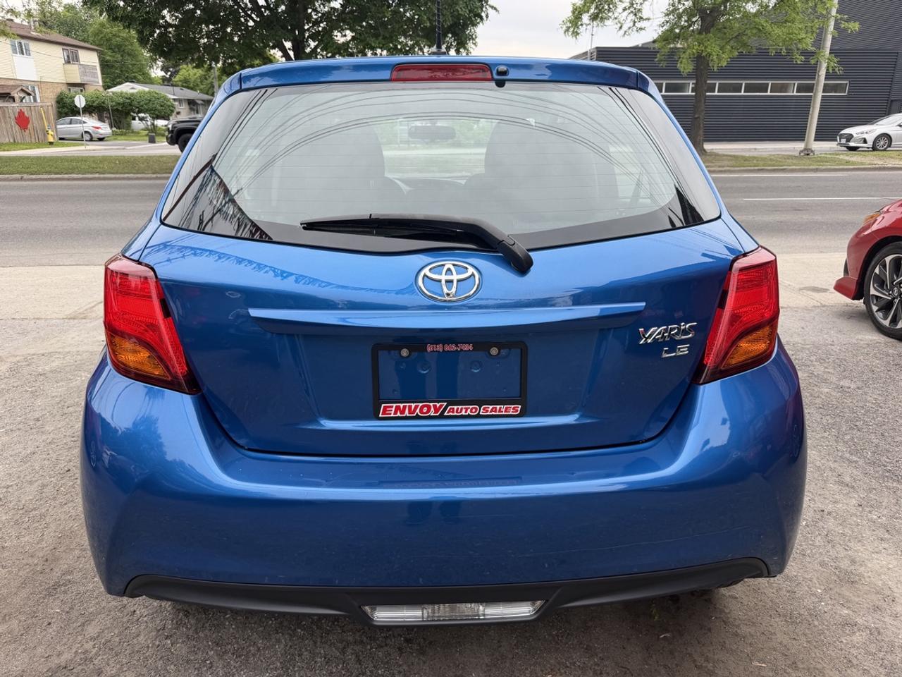 2016 Toyota Yaris  Photo4