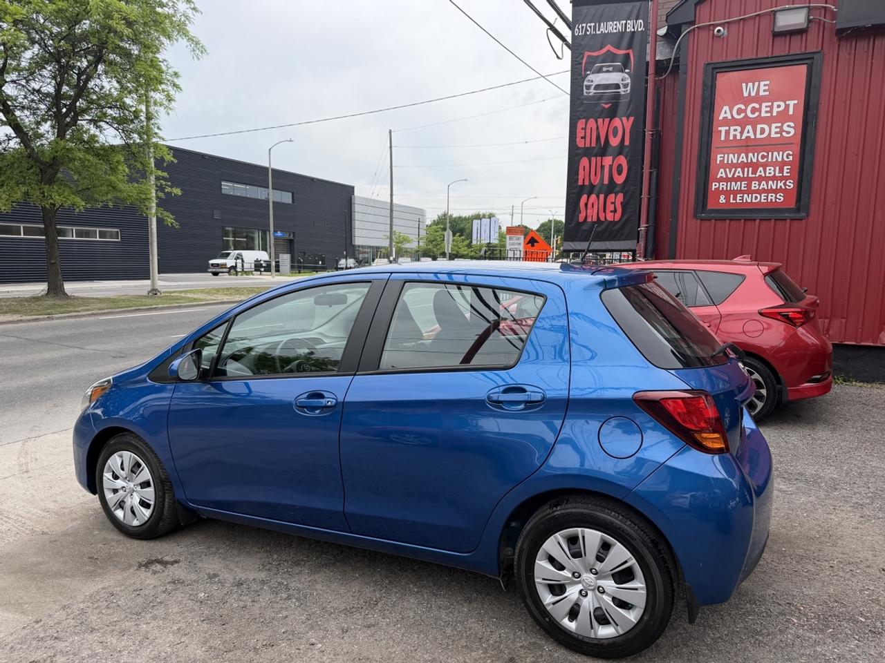 2016 Toyota Yaris  Photo