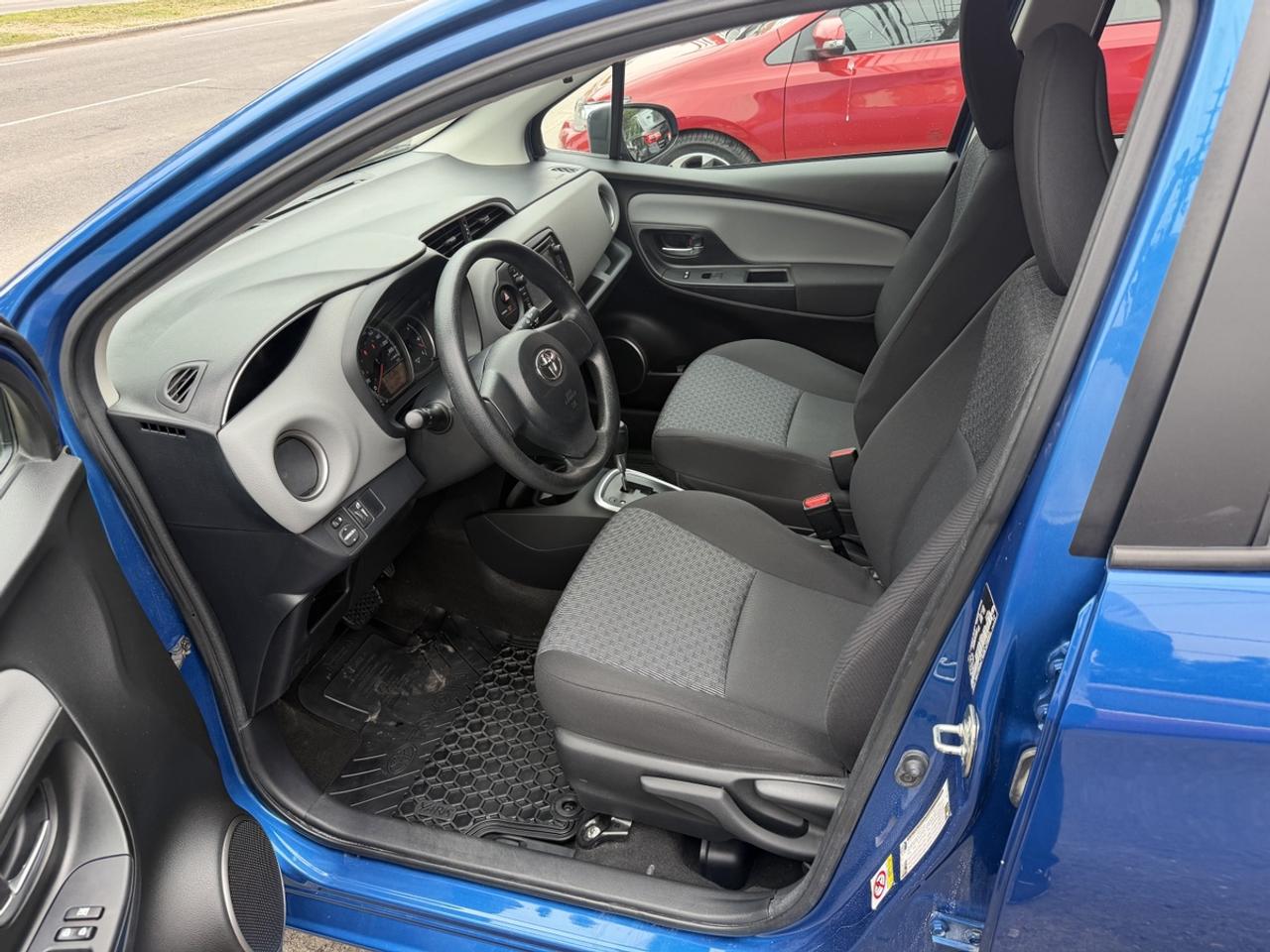 2016 Toyota Yaris  Photo