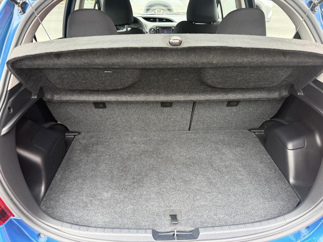 2016 Toyota Yaris  Photo