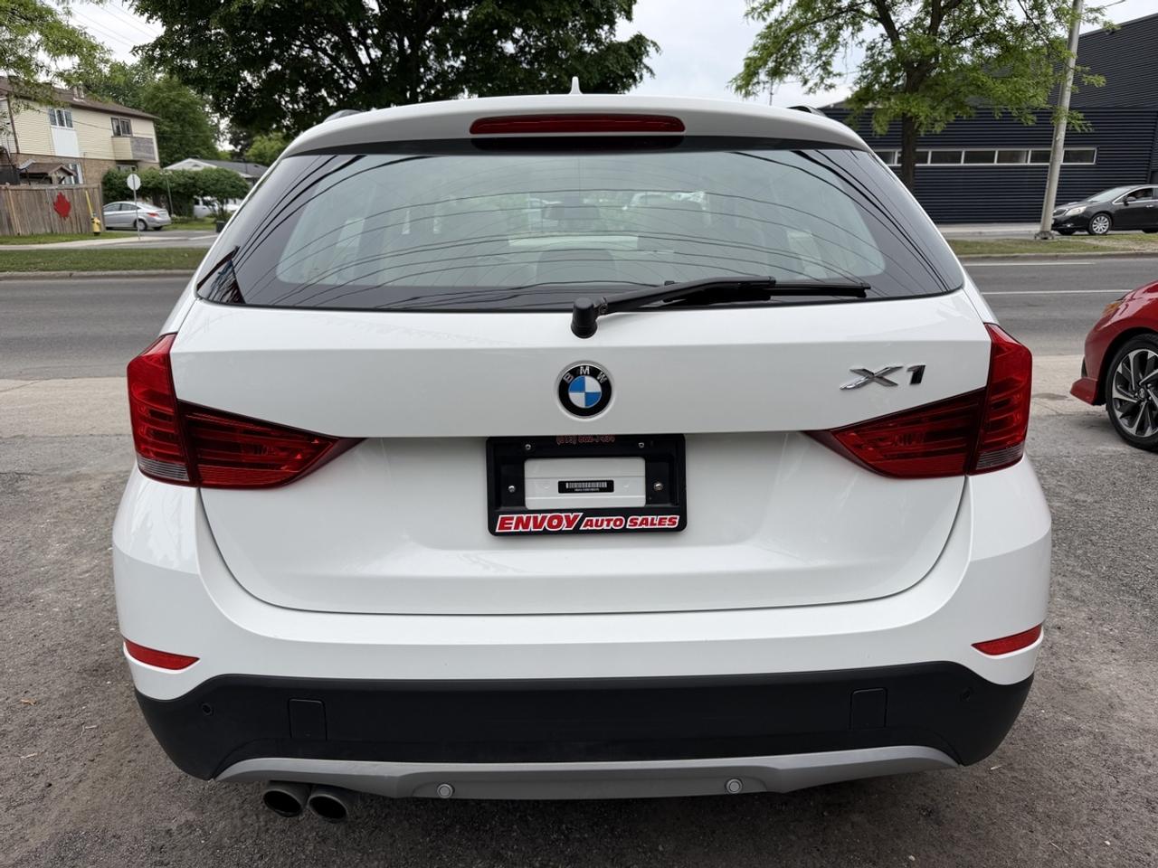 2013 BMW X1 xDrive28i Photo