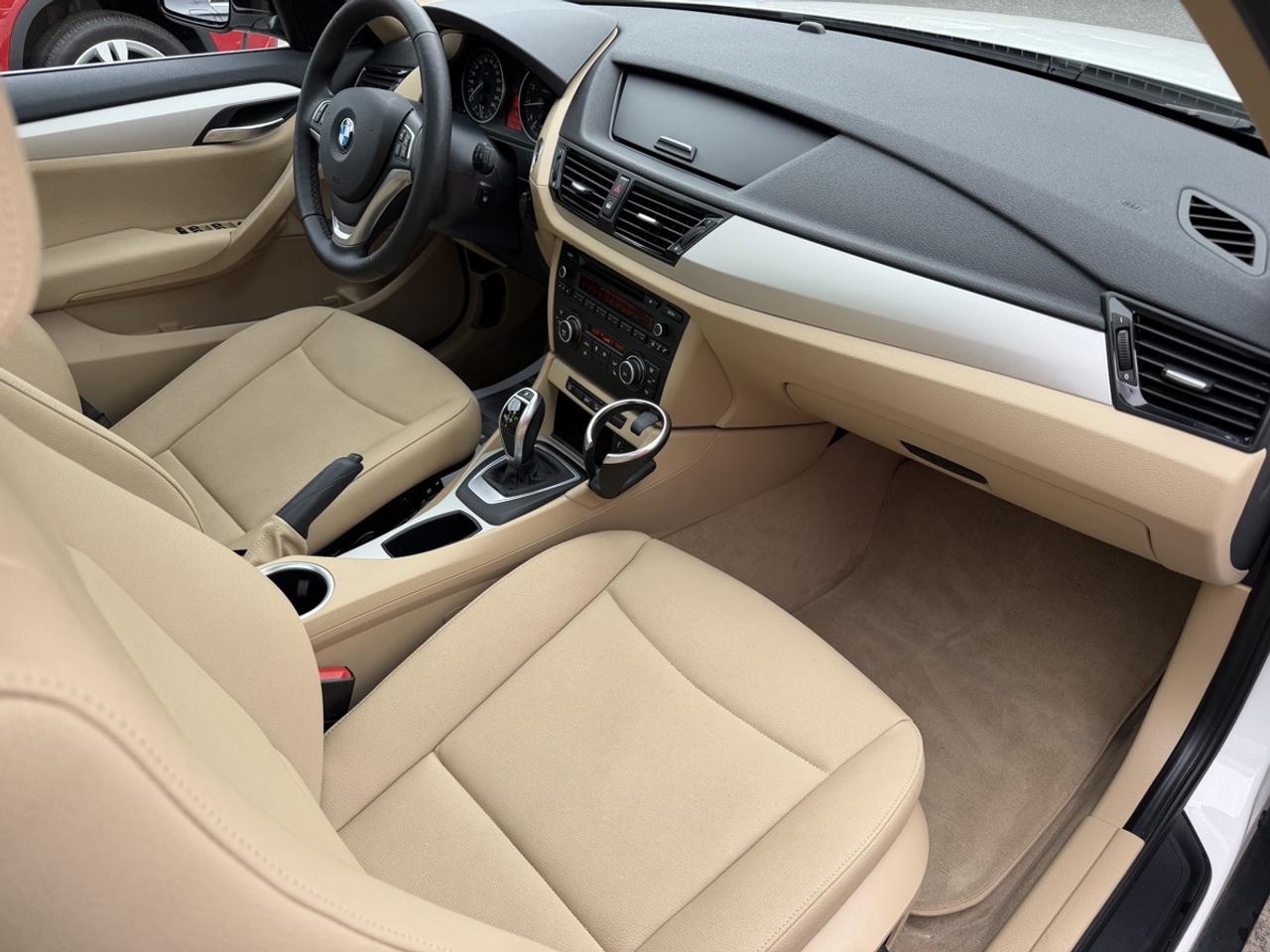 2013 BMW X1 xDrive28i Photo