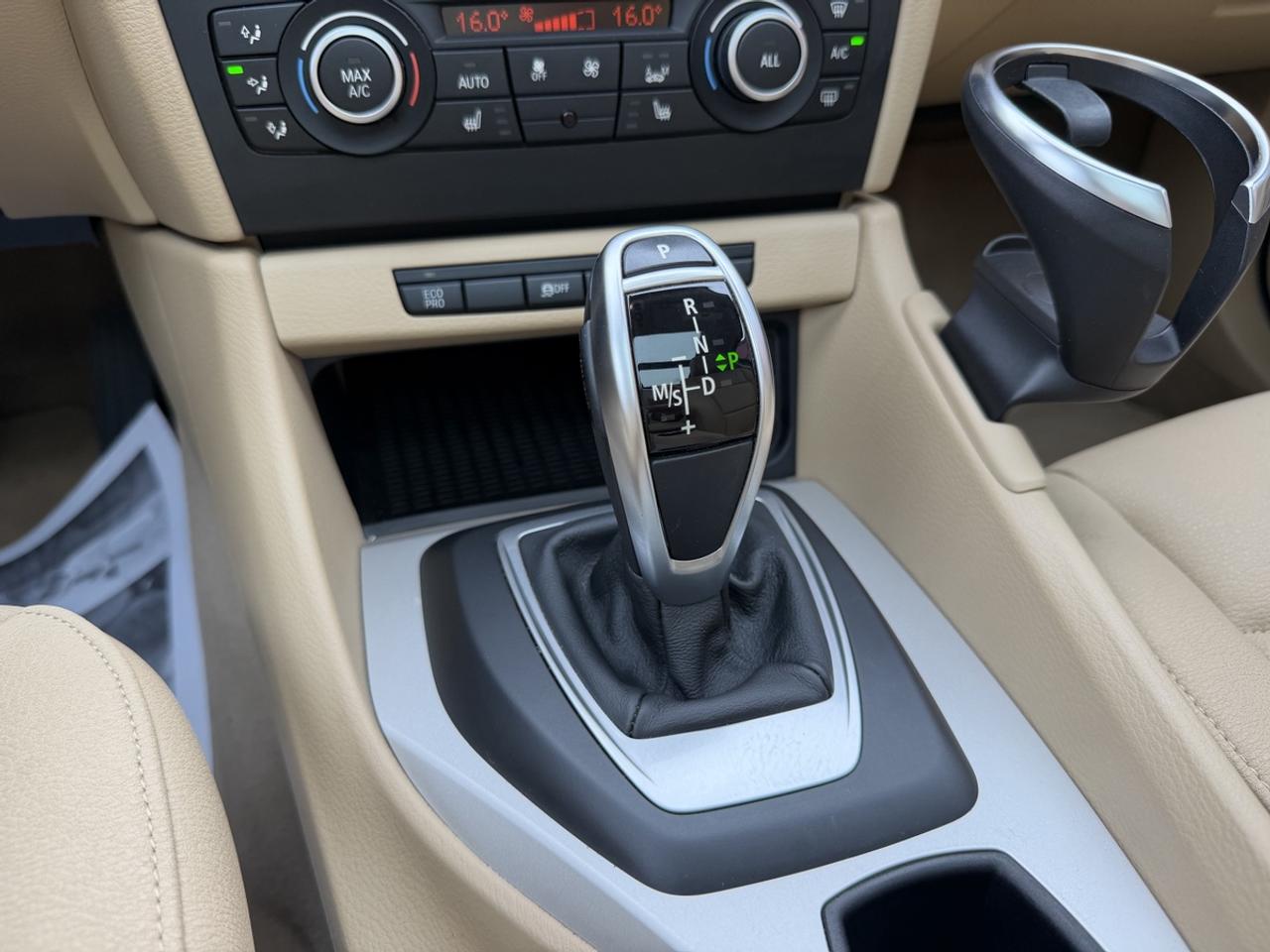 2013 BMW X1 xDrive28i Photo