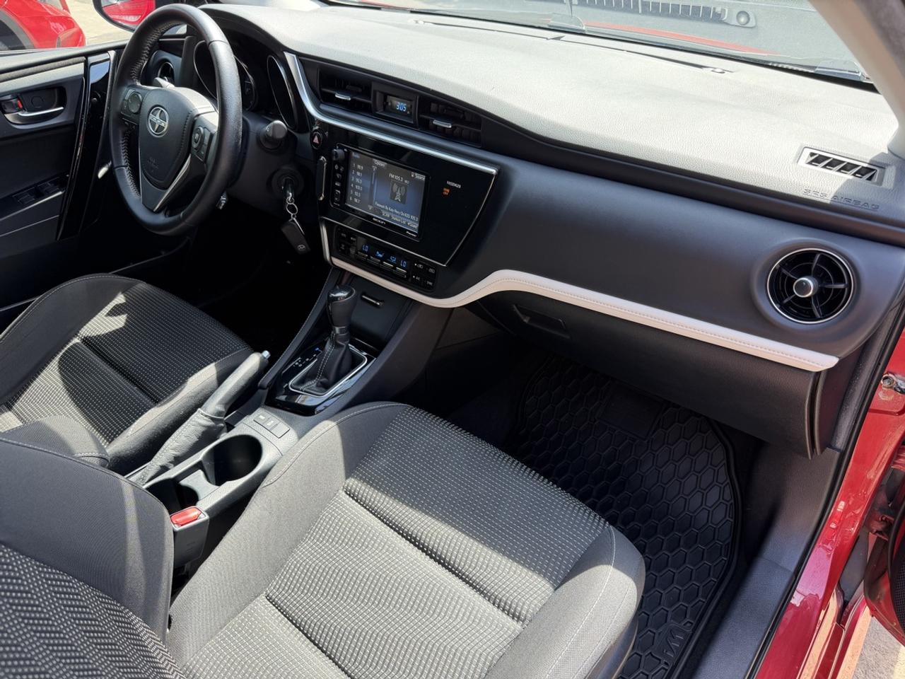 2016 Scion iM  Photo