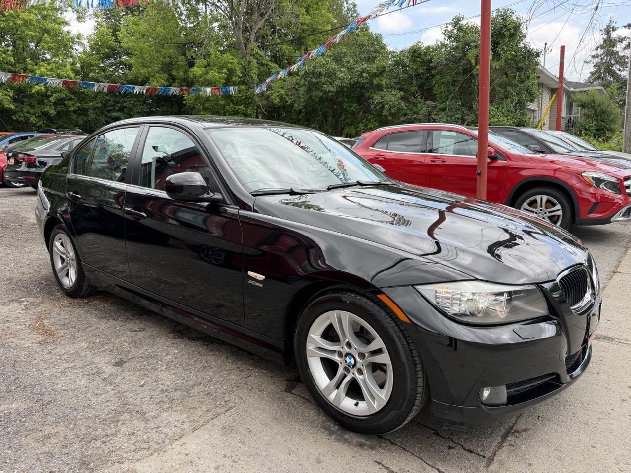 2009 BMW 3-Series 328i xDrive 6-SPEED Photo