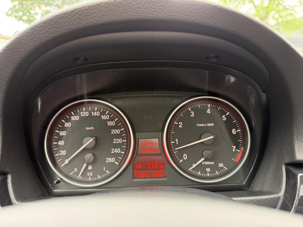2009 BMW 3-Series 328i xDrive 6-SPEED Photo