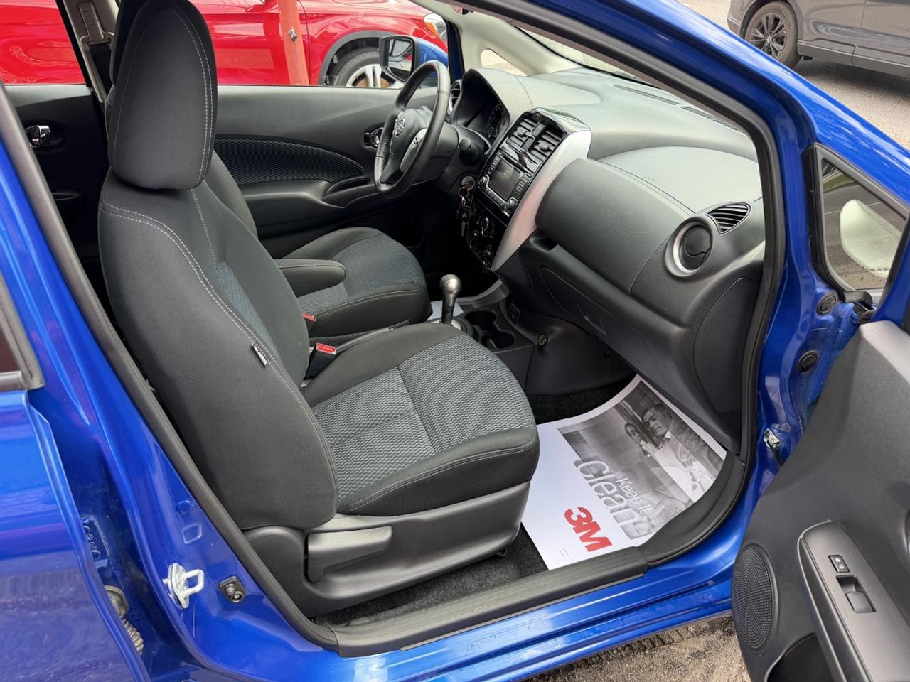 2017 Nissan Versa Note SV Photo
