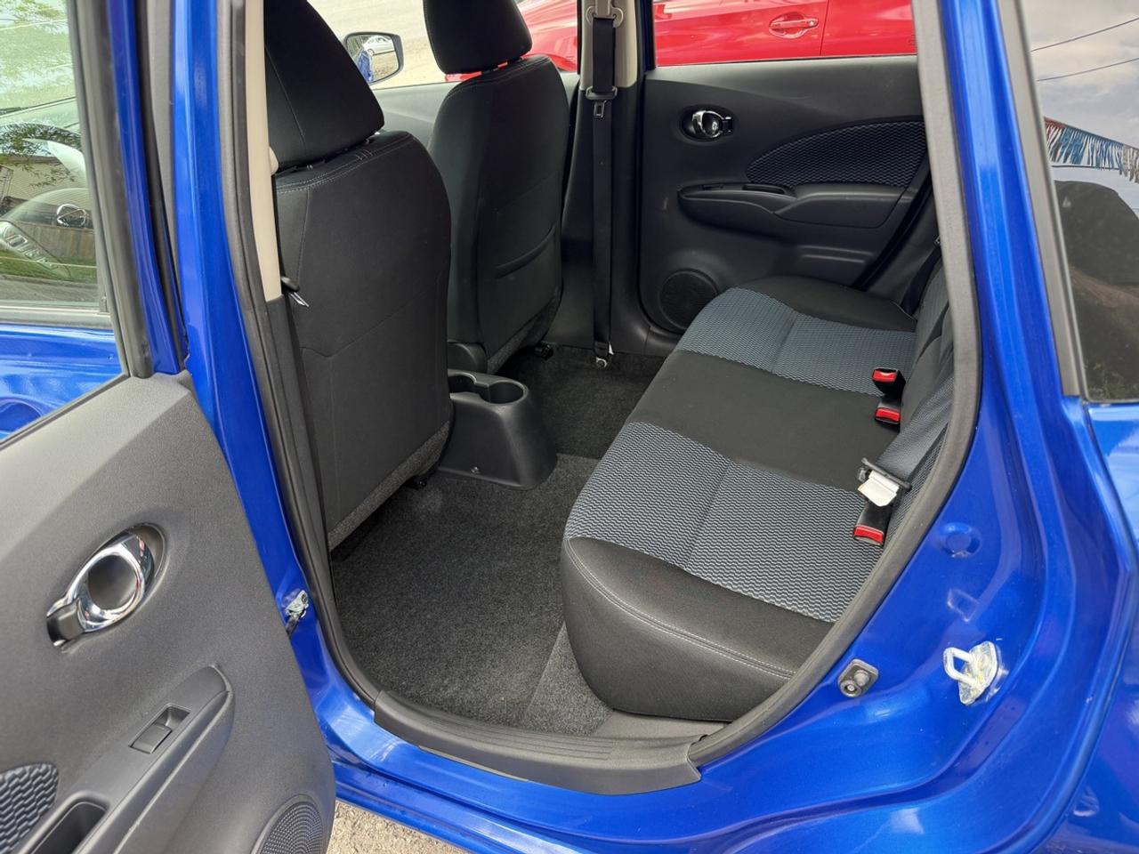 2017 Nissan Versa Note SV Photo