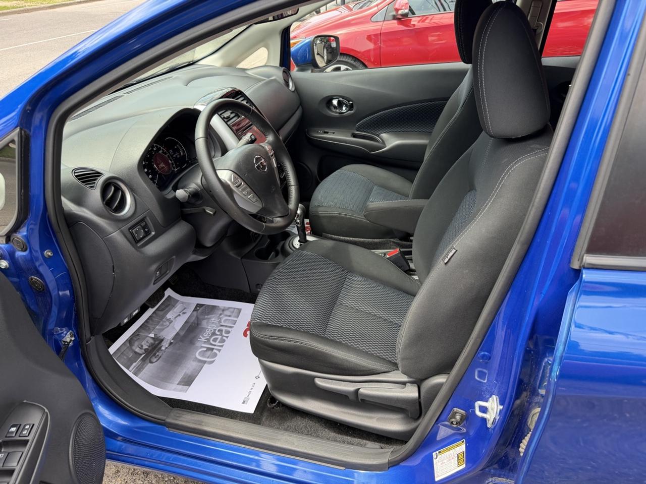 2017 Nissan Versa Note SV Photo
