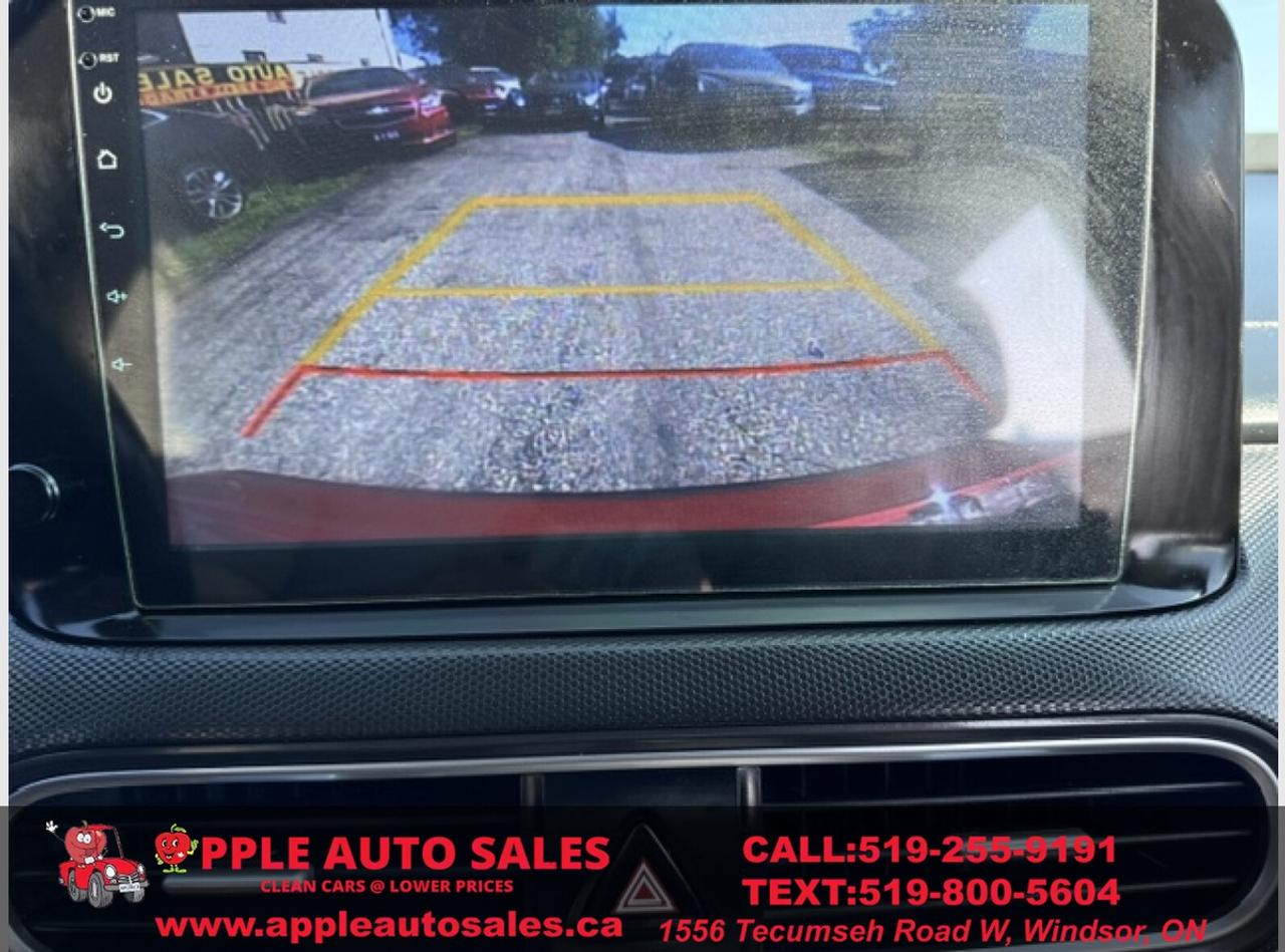 2019 Hyundai KONA SEL Photo