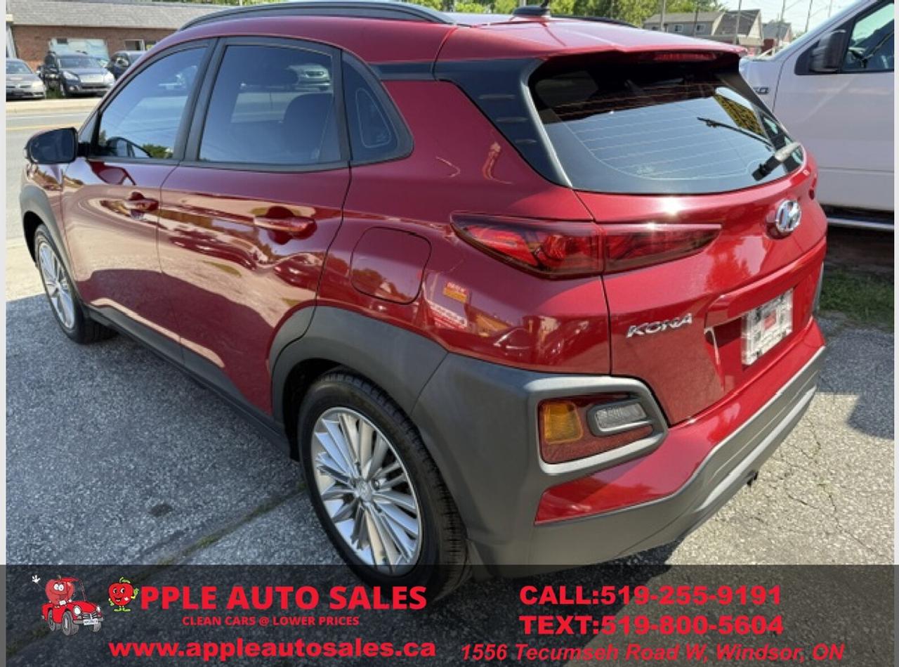 2019 Hyundai KONA SEL Photo