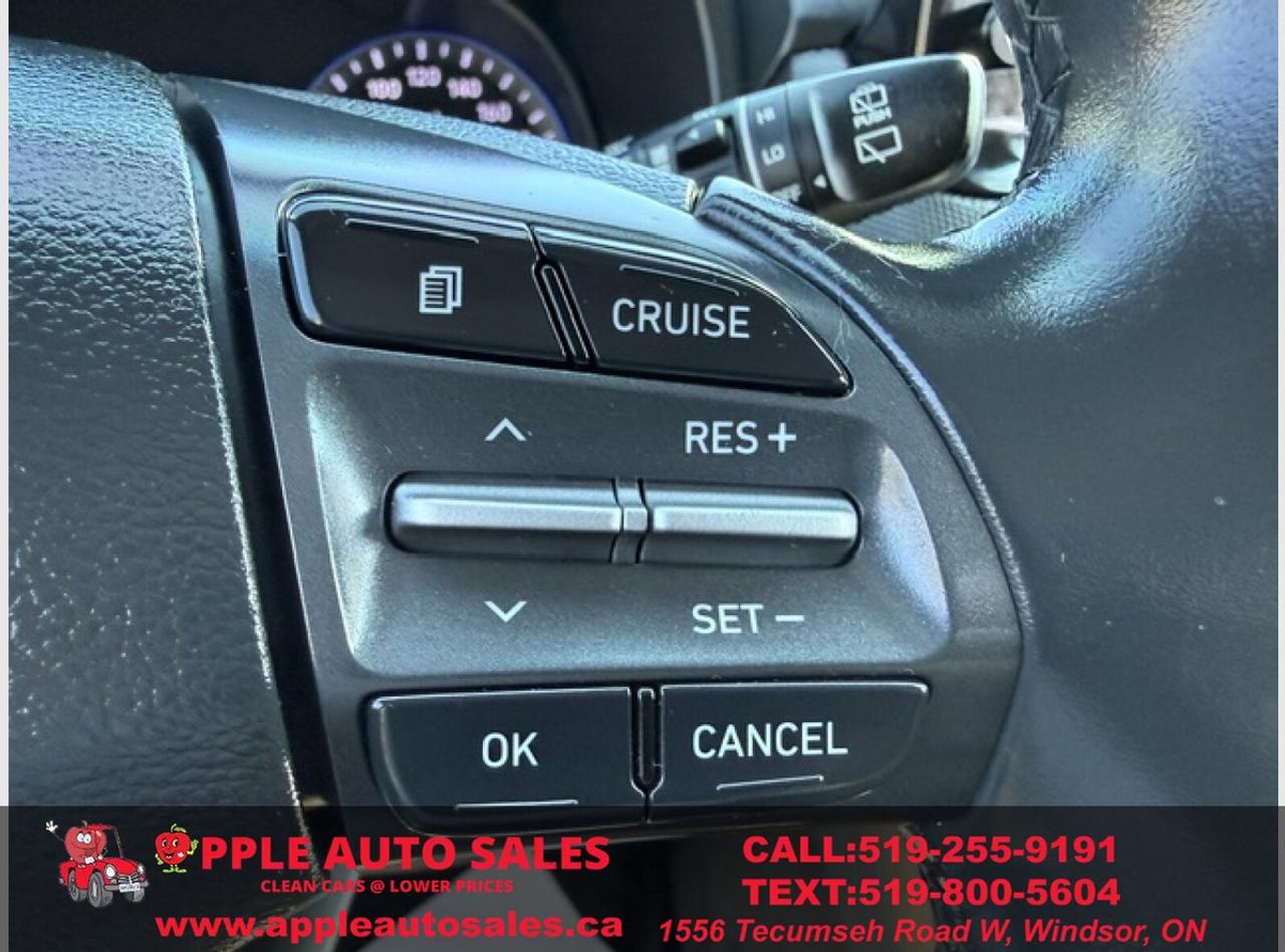 2019 Hyundai KONA SEL Photo