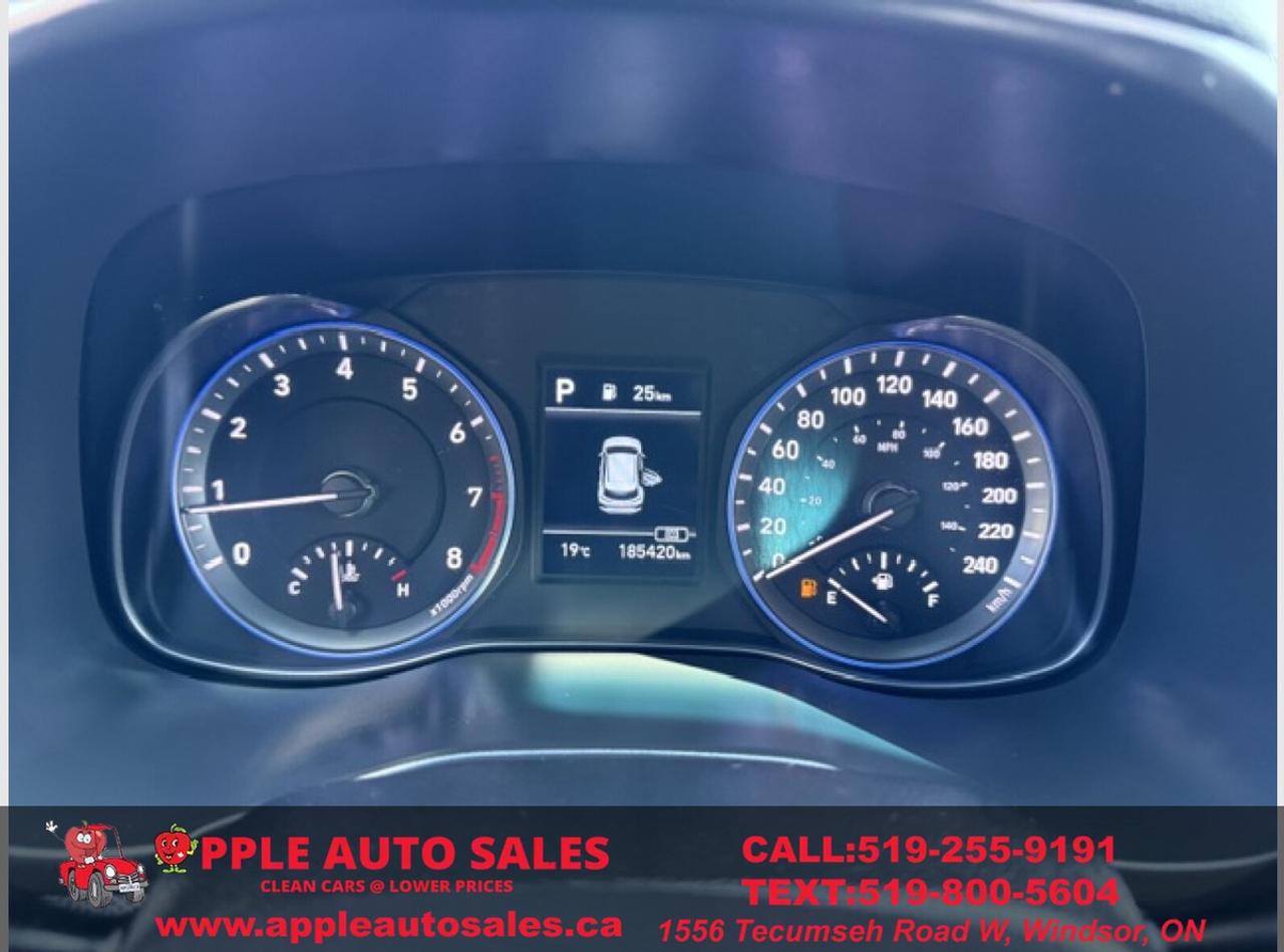 2019 Hyundai KONA SEL Photo