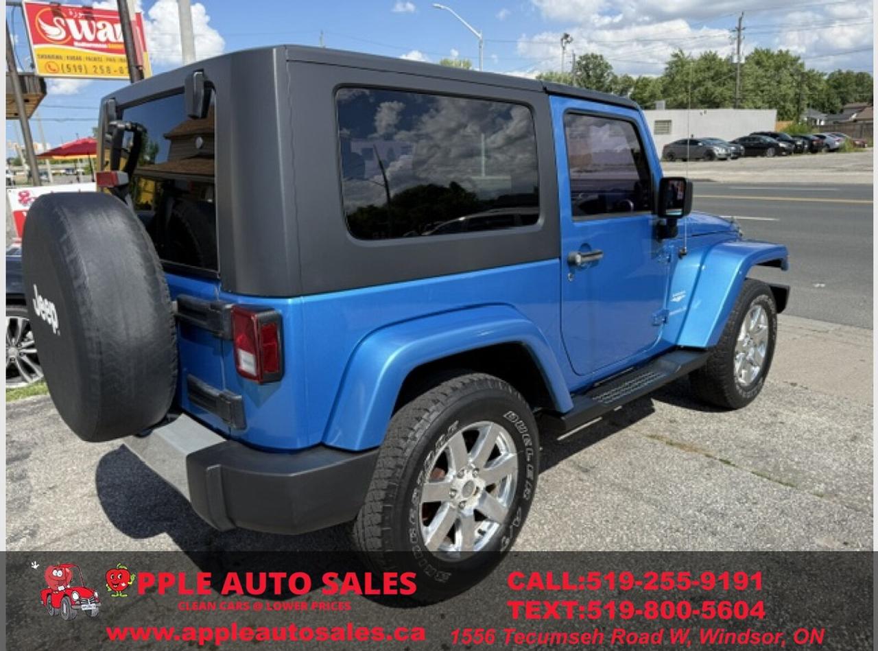 2010 Jeep Wrangler Sahara Photo4