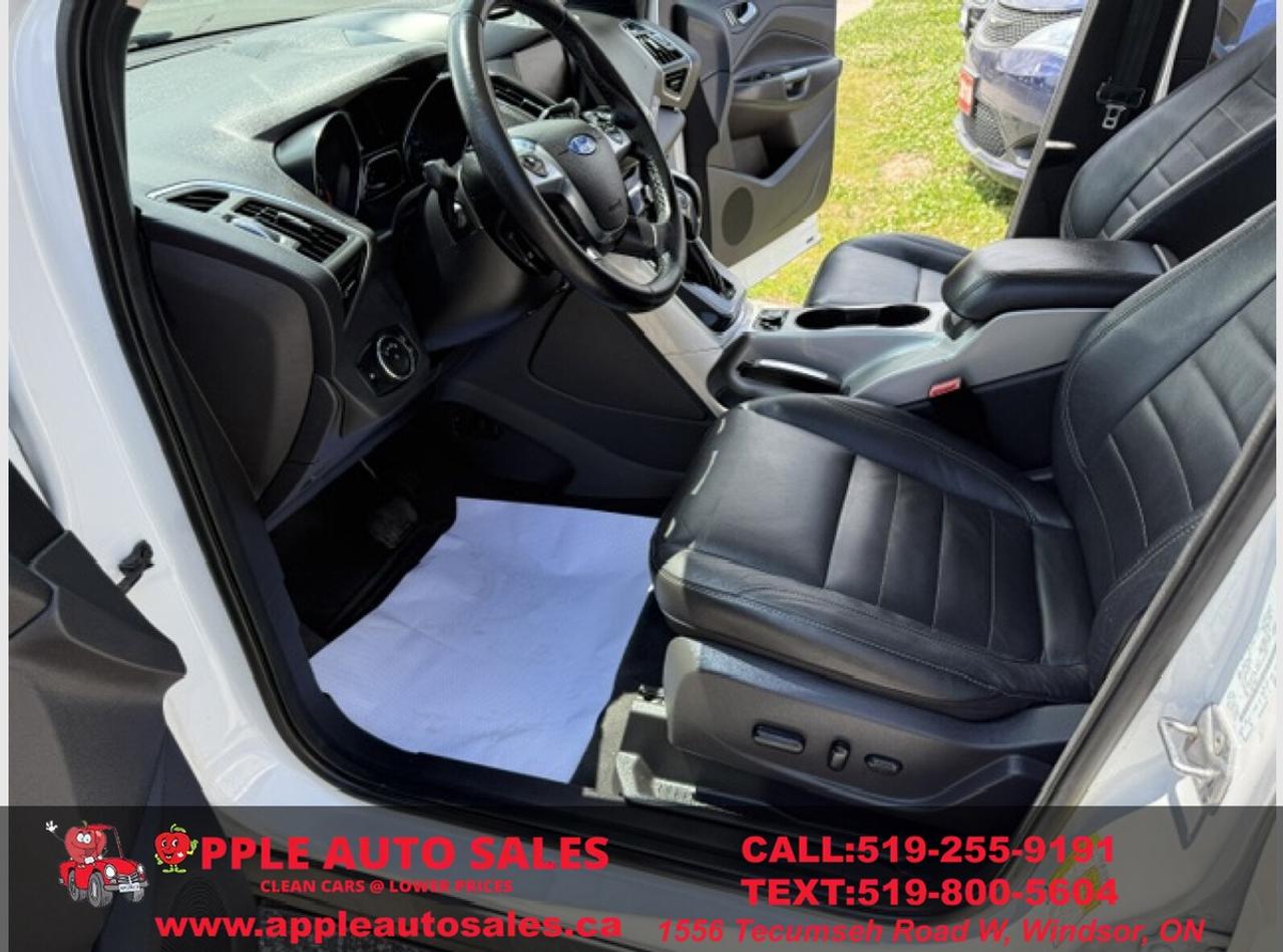 2013 Ford Escape SEL Photo