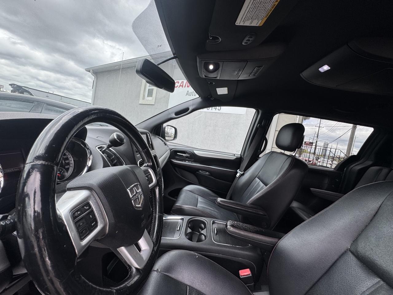 2017 Dodge Grand Caravan GT Photo