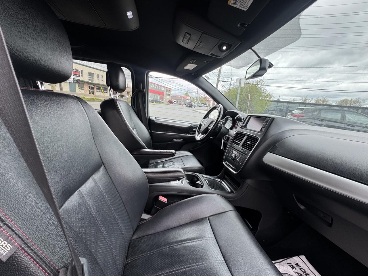2017 Dodge Grand Caravan GT Photo