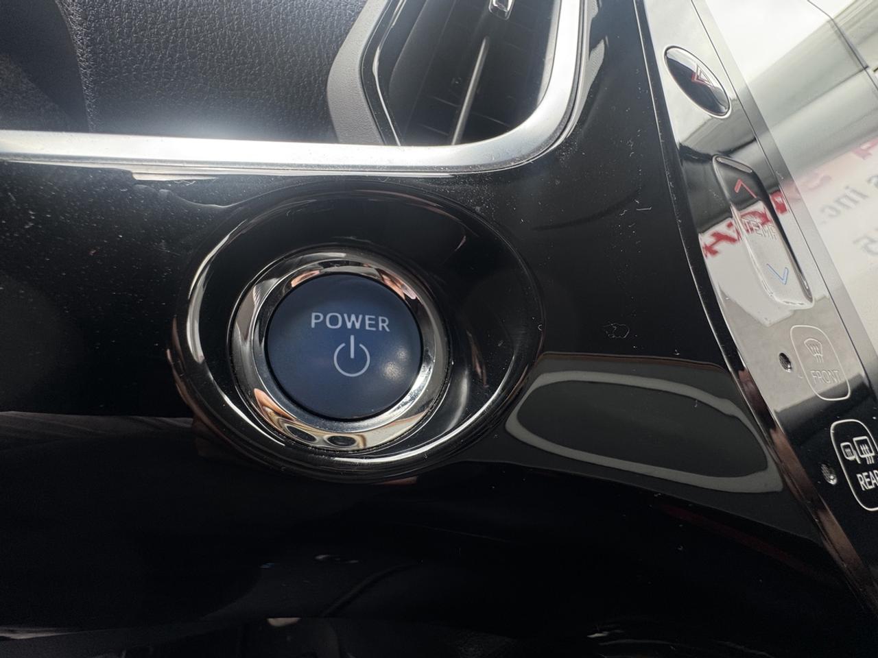 2020 Toyota Prius Prime XLE Photo