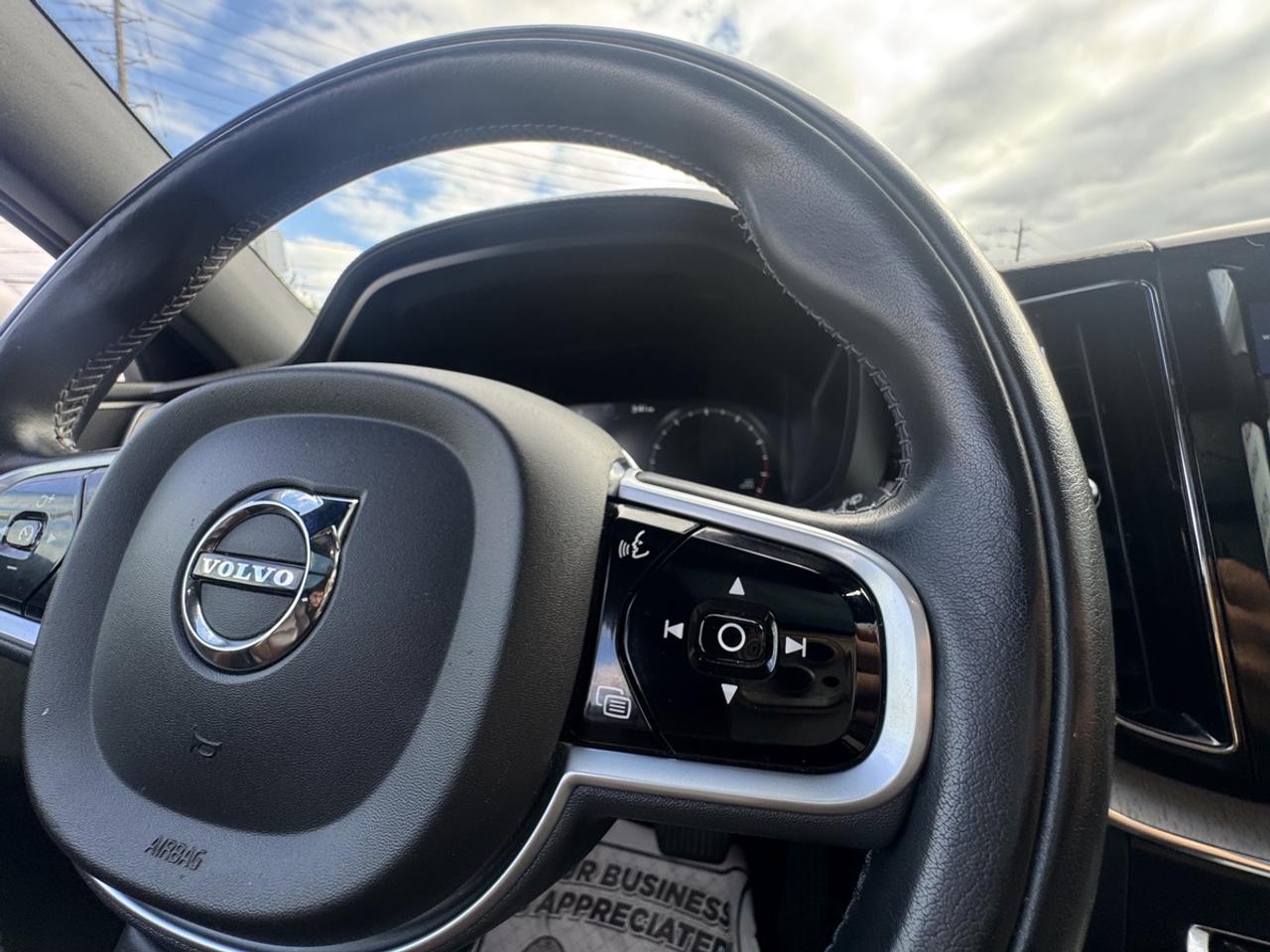 2019 Volvo XC60 T6 Inscription Photo
