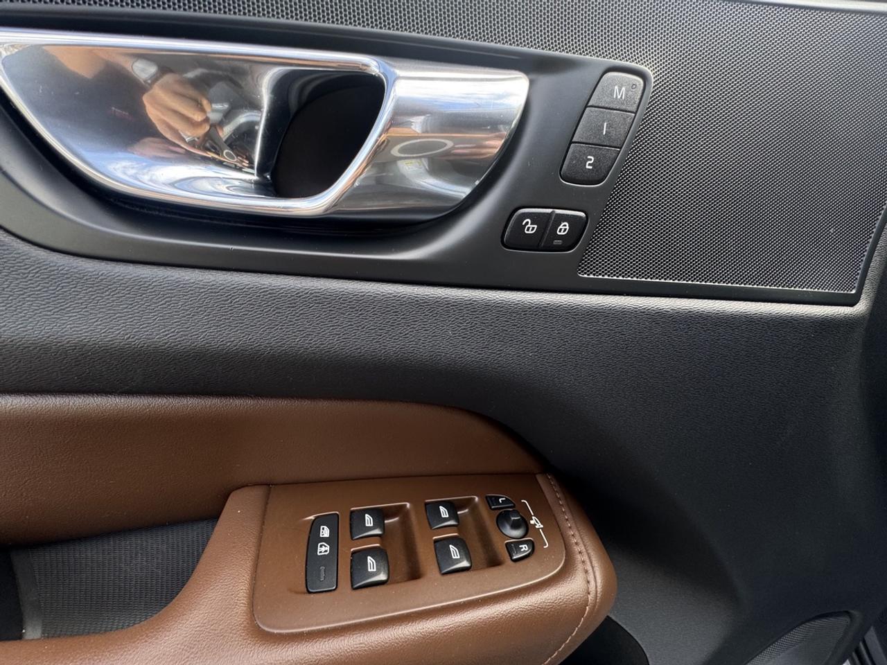 2019 Volvo XC60 T6 Inscription Photo