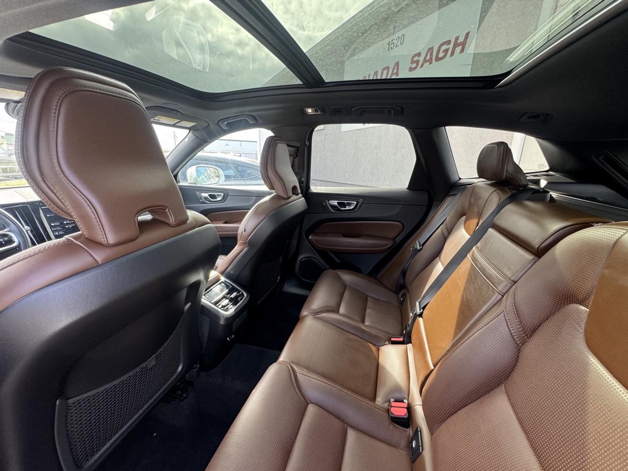 2019 Volvo XC60 T6 Inscription Photo