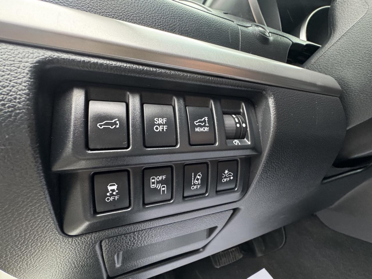 2016 Subaru Outback Limited&Tech Pkg Photo
