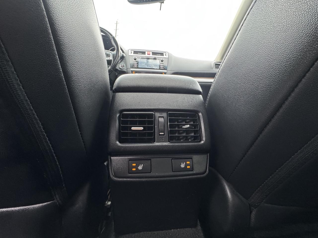 2016 Subaru Outback Limited&Tech Pkg Photo