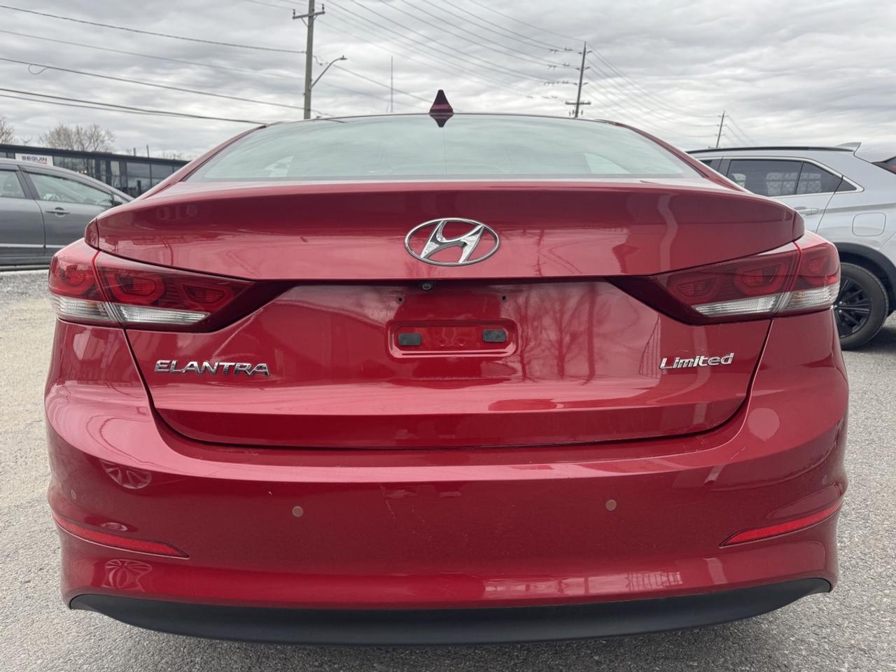 2017 Hyundai Elantra Limited Photo