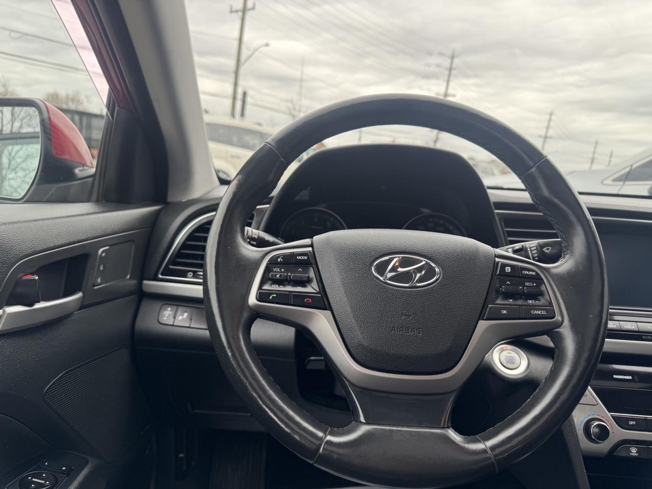 2017 Hyundai Elantra Limited Photo