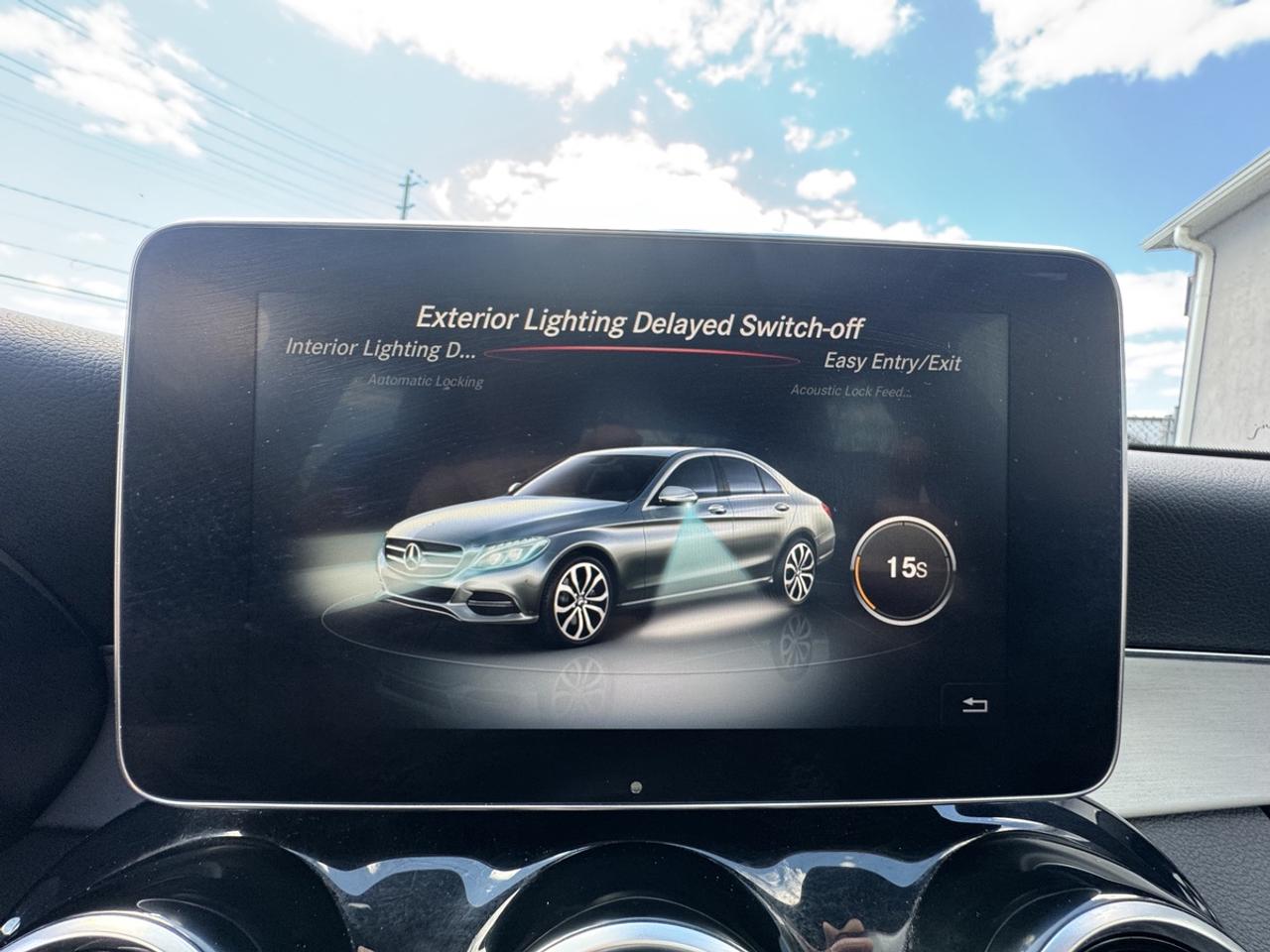 2018 Mercedes-Benz C-Class C300 Photo