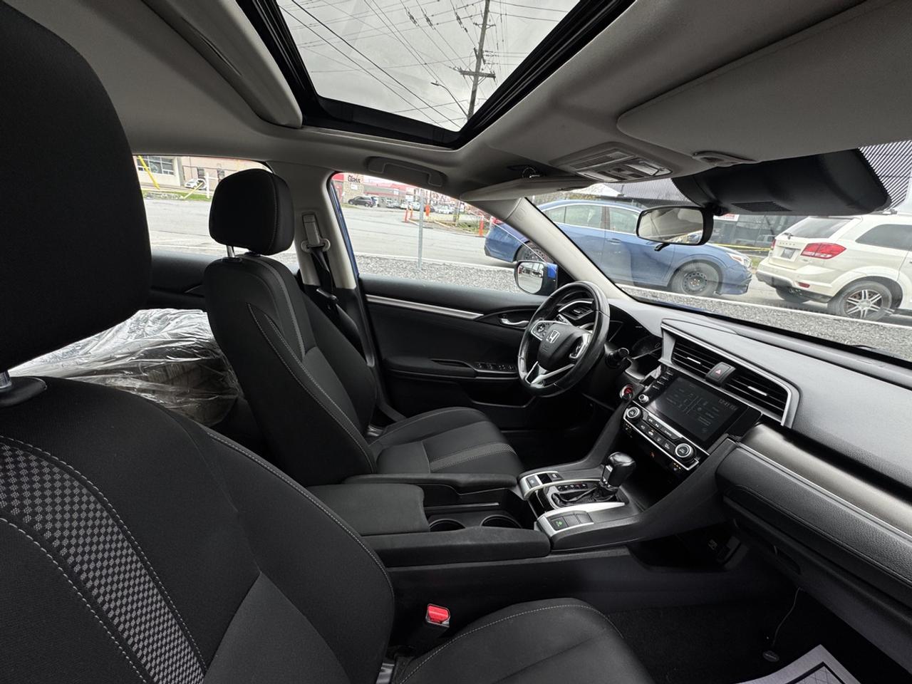 2019 Honda Civic EX Photo