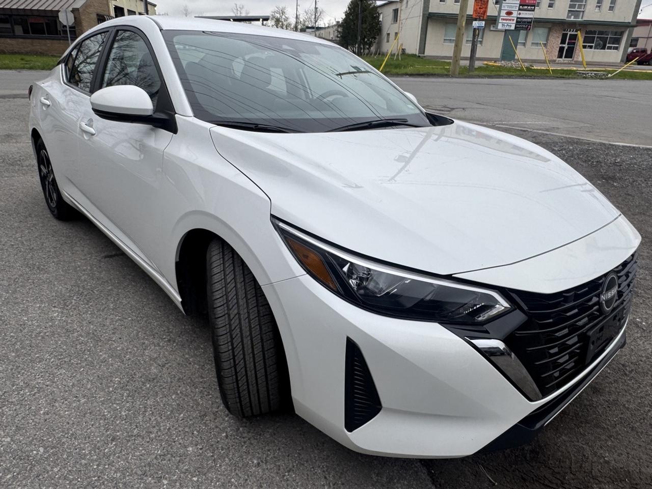 2025 Nissan Sentra SV Photo