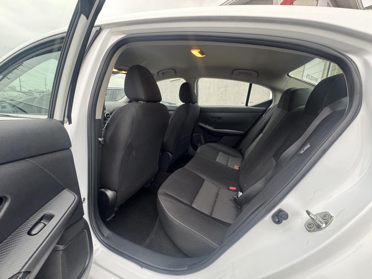 2025 Nissan Sentra SV Photo