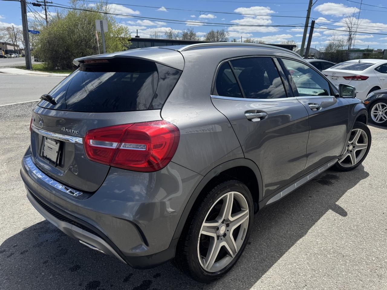2017 Mercedes-Benz GLA-Class GLA250 Photo3