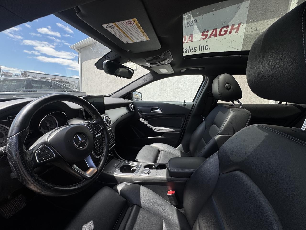 2017 Mercedes-Benz GLA-Class GLA250 Photo