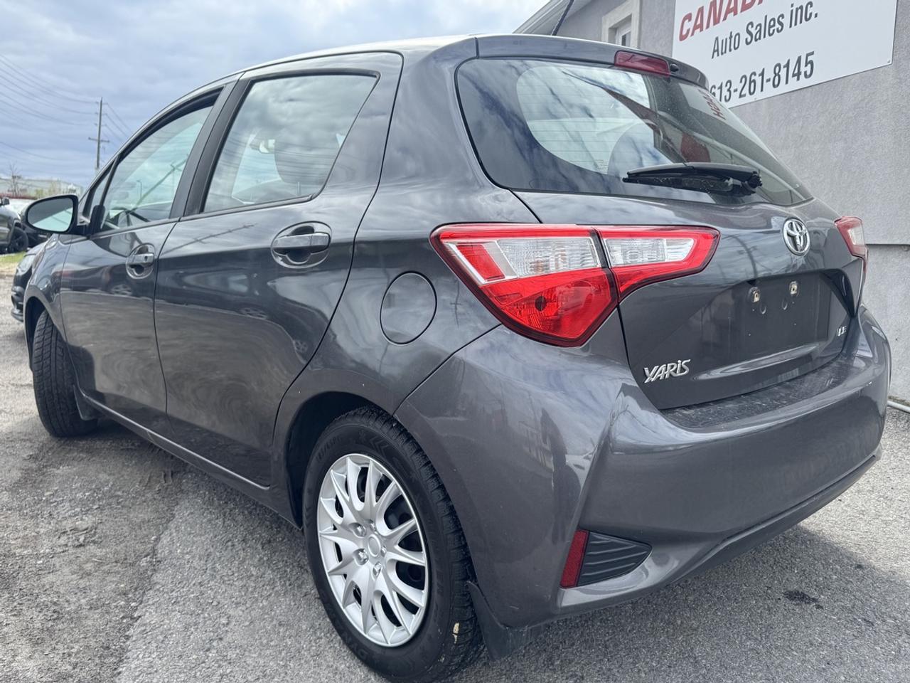 2018 Toyota Yaris LE Photo