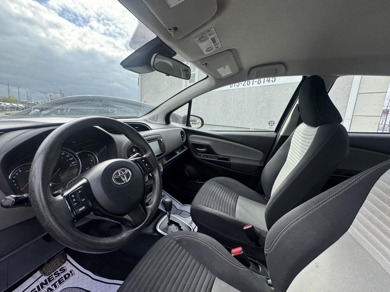 2018 Toyota Yaris LE Photo