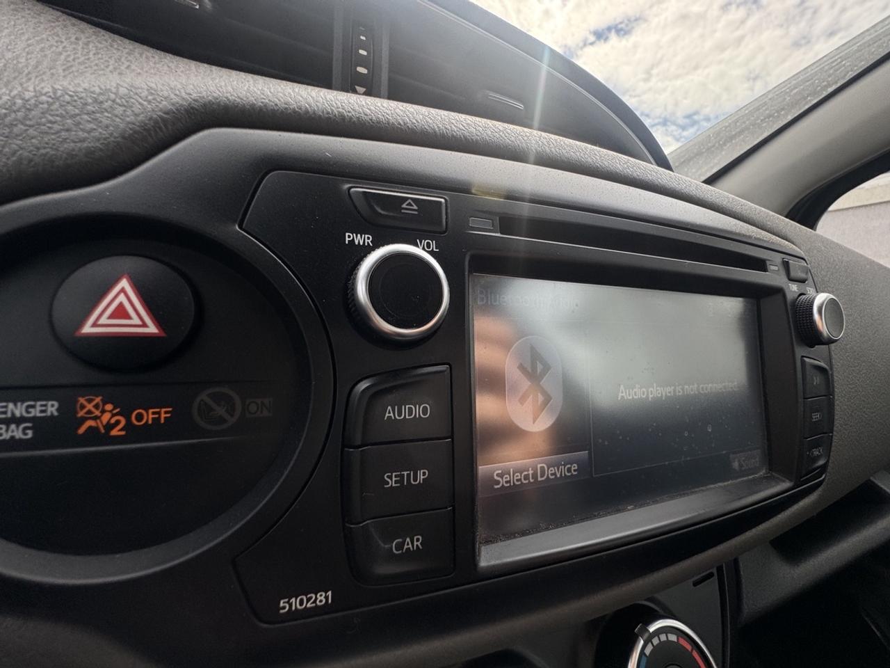 2018 Toyota Yaris LE Photo