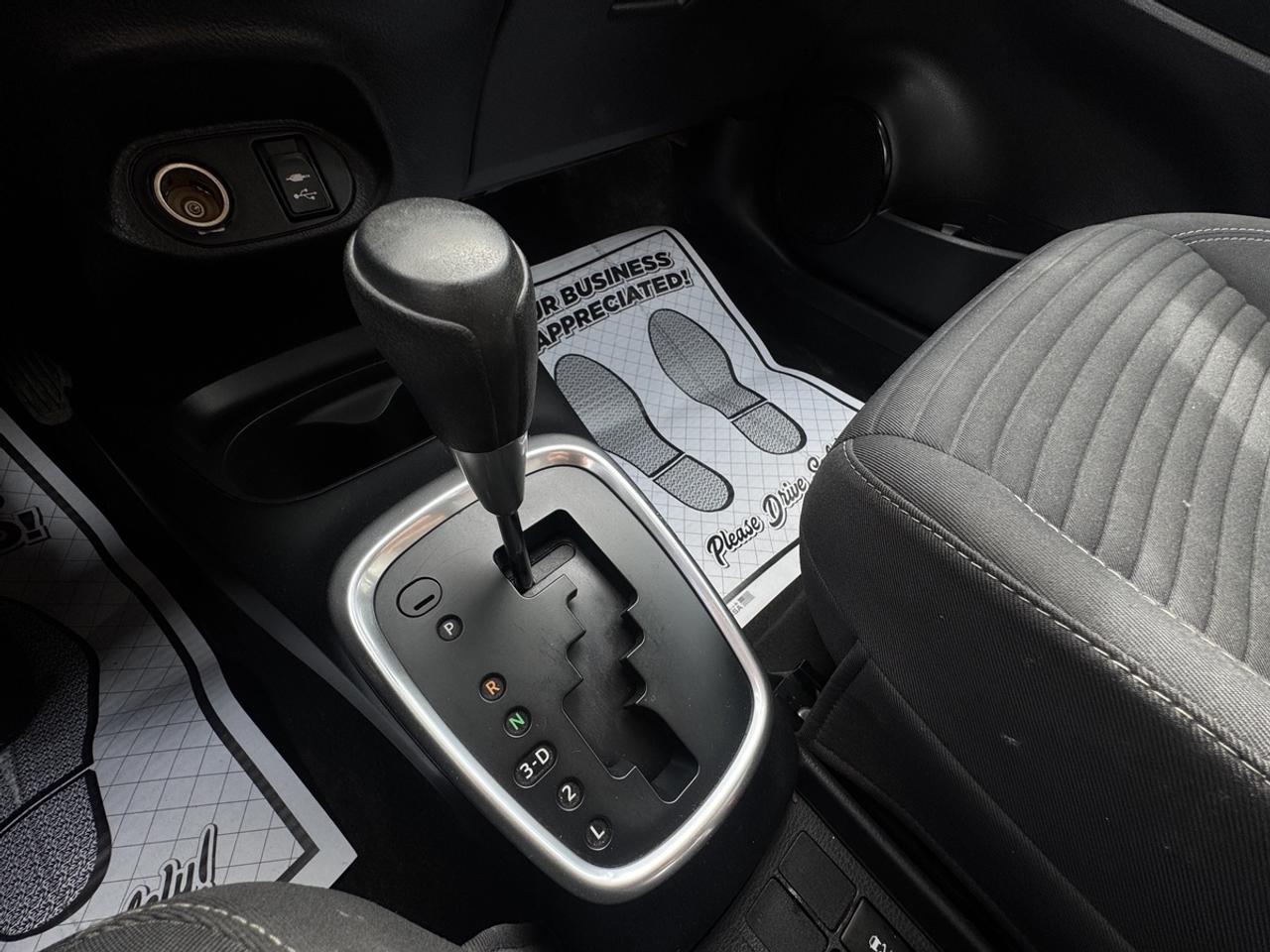 2018 Toyota Yaris LE Photo
