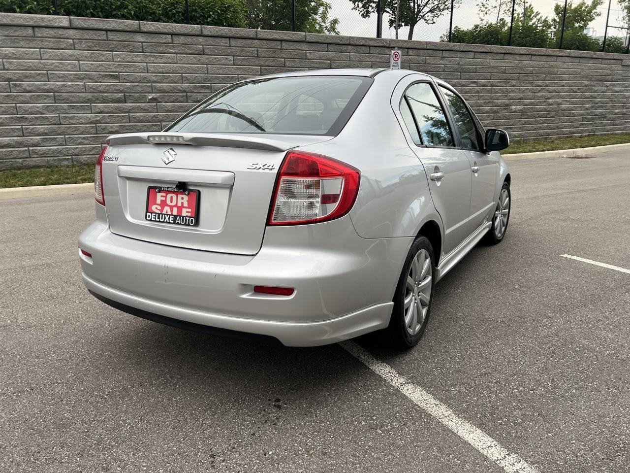 2010 Suzuki SX4 Sport Photo