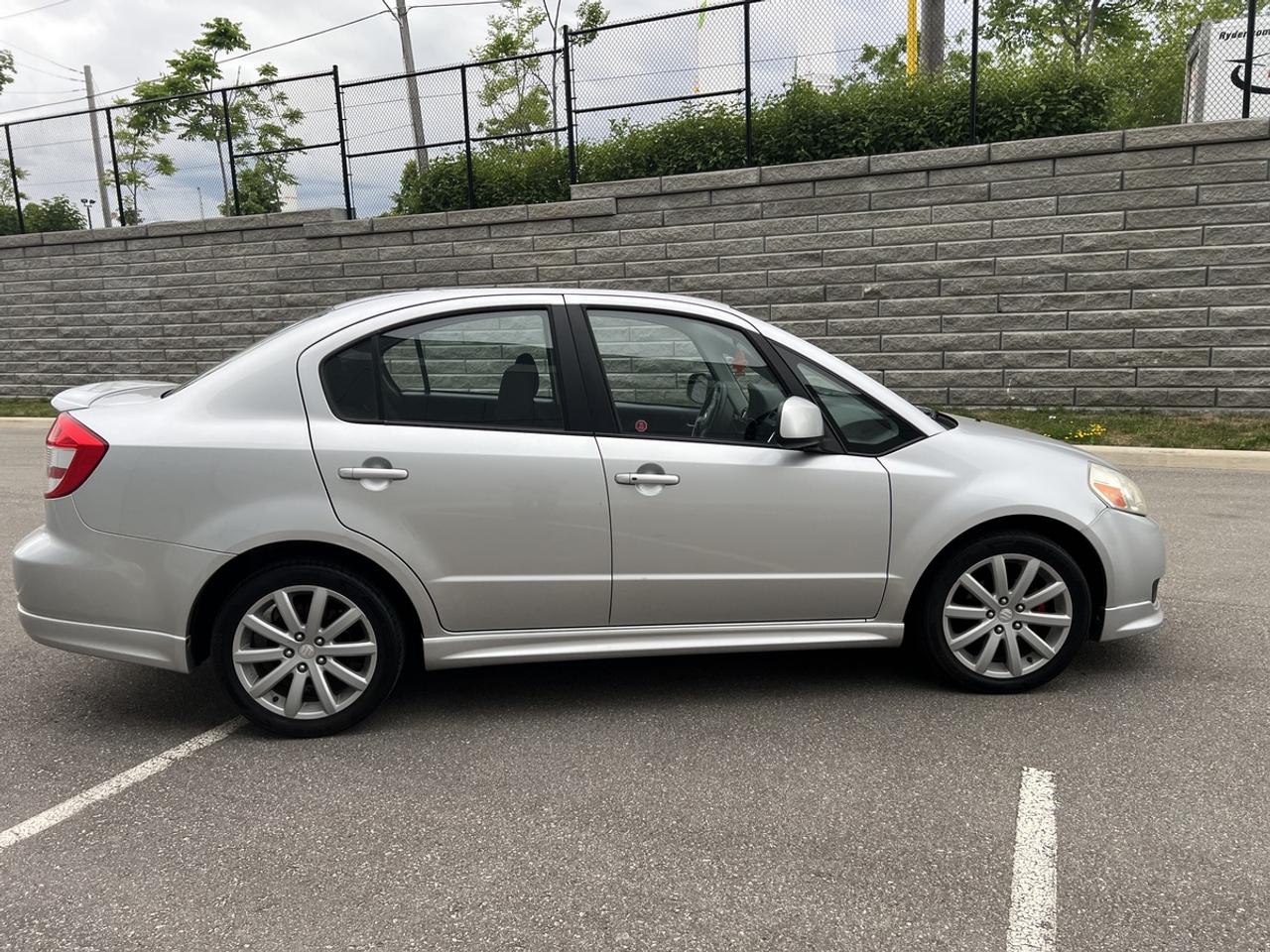 2010 Suzuki SX4 Sport Photo